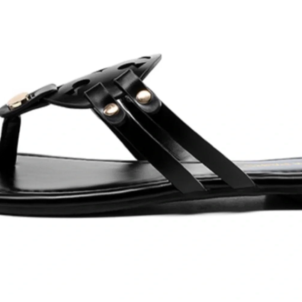 Dream Pairs Women’s Casual Strappy Flip-Flop Sandals - Picture 2 of 11